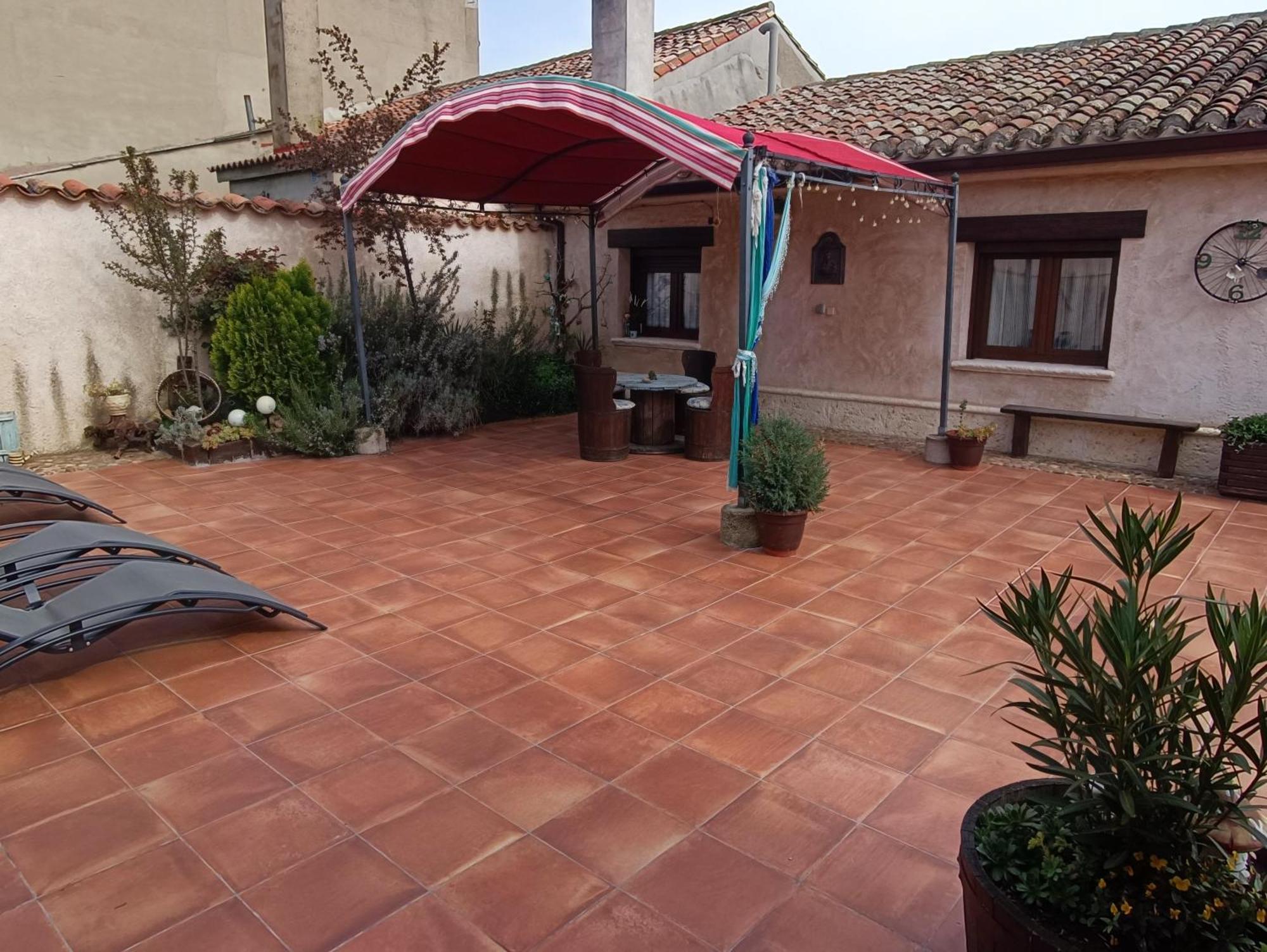 Pinar De Las Cabanuelas Villanueva de Duero Exterior photo